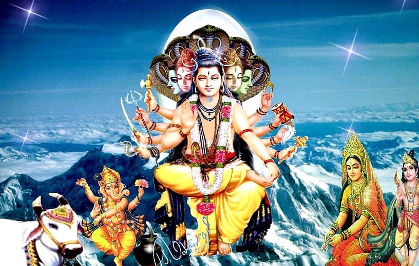  Lord Shiva With Family And Shivji Maha Avtar